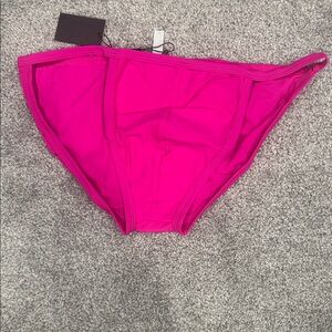 Todd Sanfield Low Tide Brief